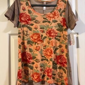 LuLaRoe Rose Print Short Sleeve Top